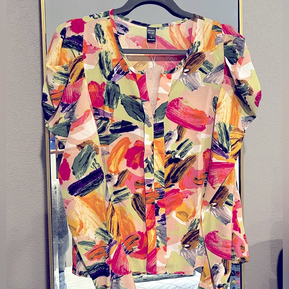 NWT Floral top